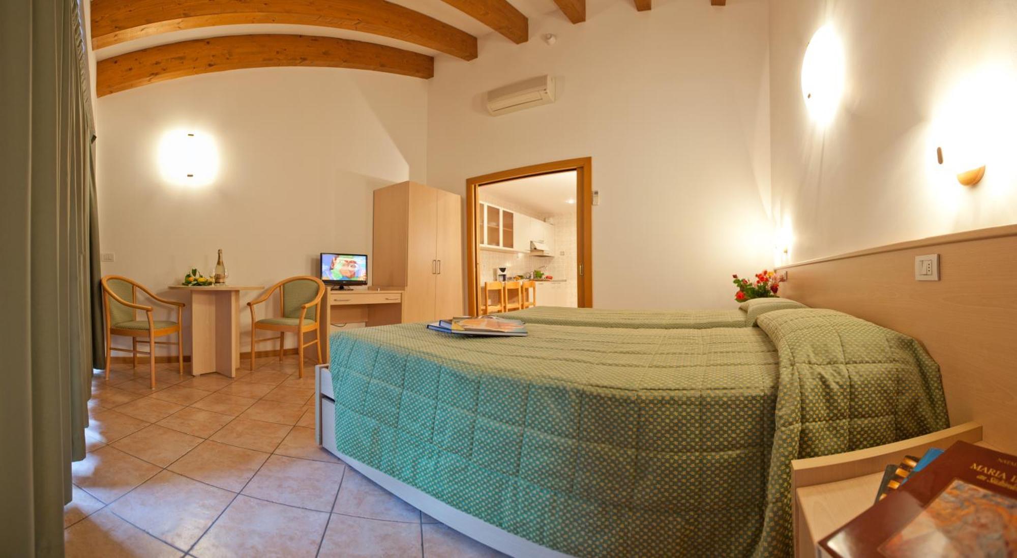 Residence San Luigi Лимоне сул Гарда Екстериор снимка